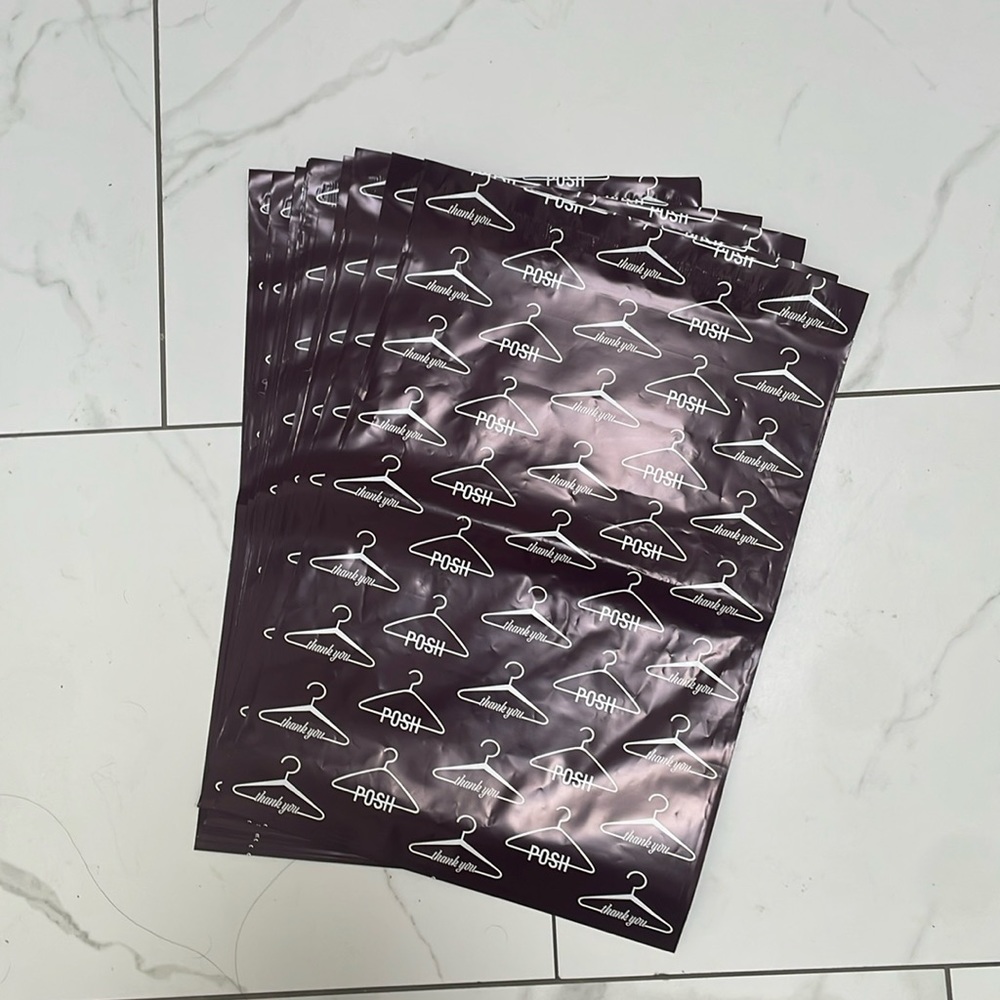 10 Posh self adhesive poly mailer 14.5 x 10”